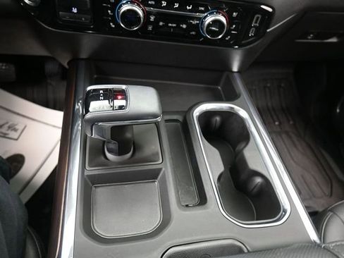 Used 2024 GMC Sierra 1500 SLT w/ SLT Premium Plus Package image 11