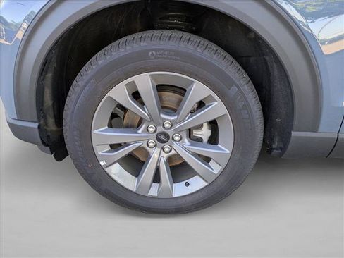 New 2026 Ford Explorer Active w/ Active Comfort Package AWD/4WD image 10