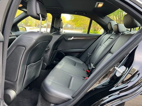 Used 2014 Mercedes-Benz C 250 Sedan image 16