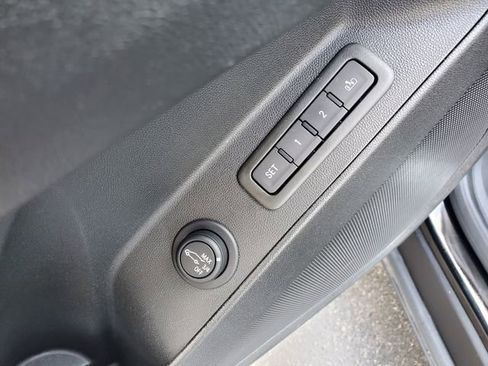 Certified 2023 Chevrolet Equinox Premier image 20