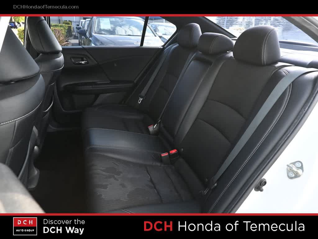 Used 2016 Honda Accord Sport image 18