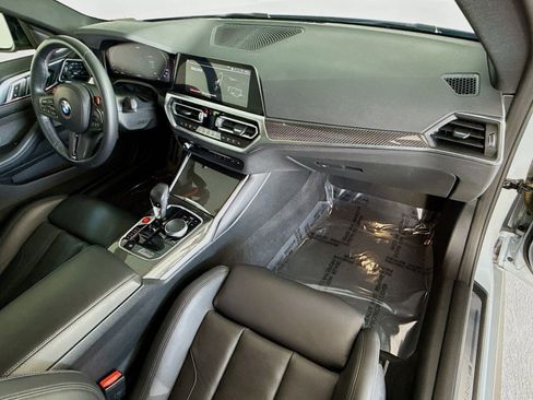 Certified 2022 BMW M4 Competition w/ Executive Package image 30