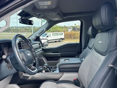 Used 2023 Ford F150 Limited image 7