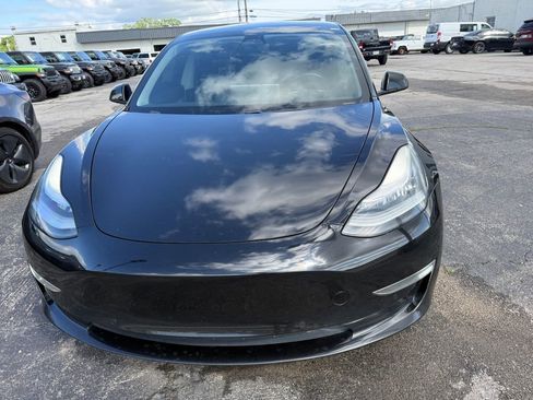 Used 2018 Tesla Model 3 Mid Range RWD image 12