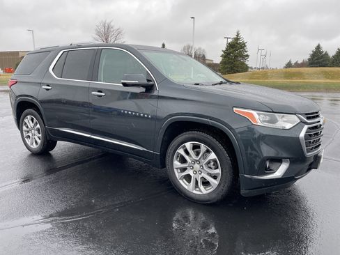 Used 2021 Chevrolet Traverse Premier image 7