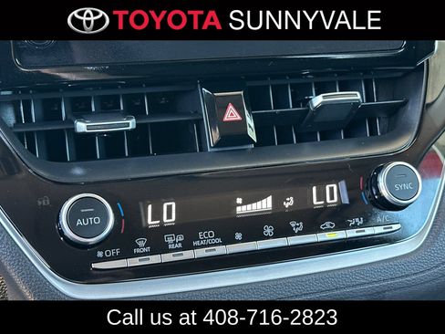 Used 2025 Toyota Corolla Cross XLE AWD/4WD image 25