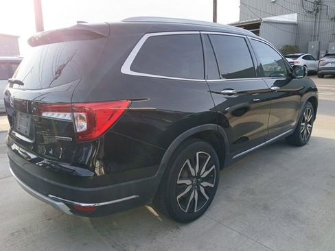 Used 2020 Honda Pilot Touring image 6