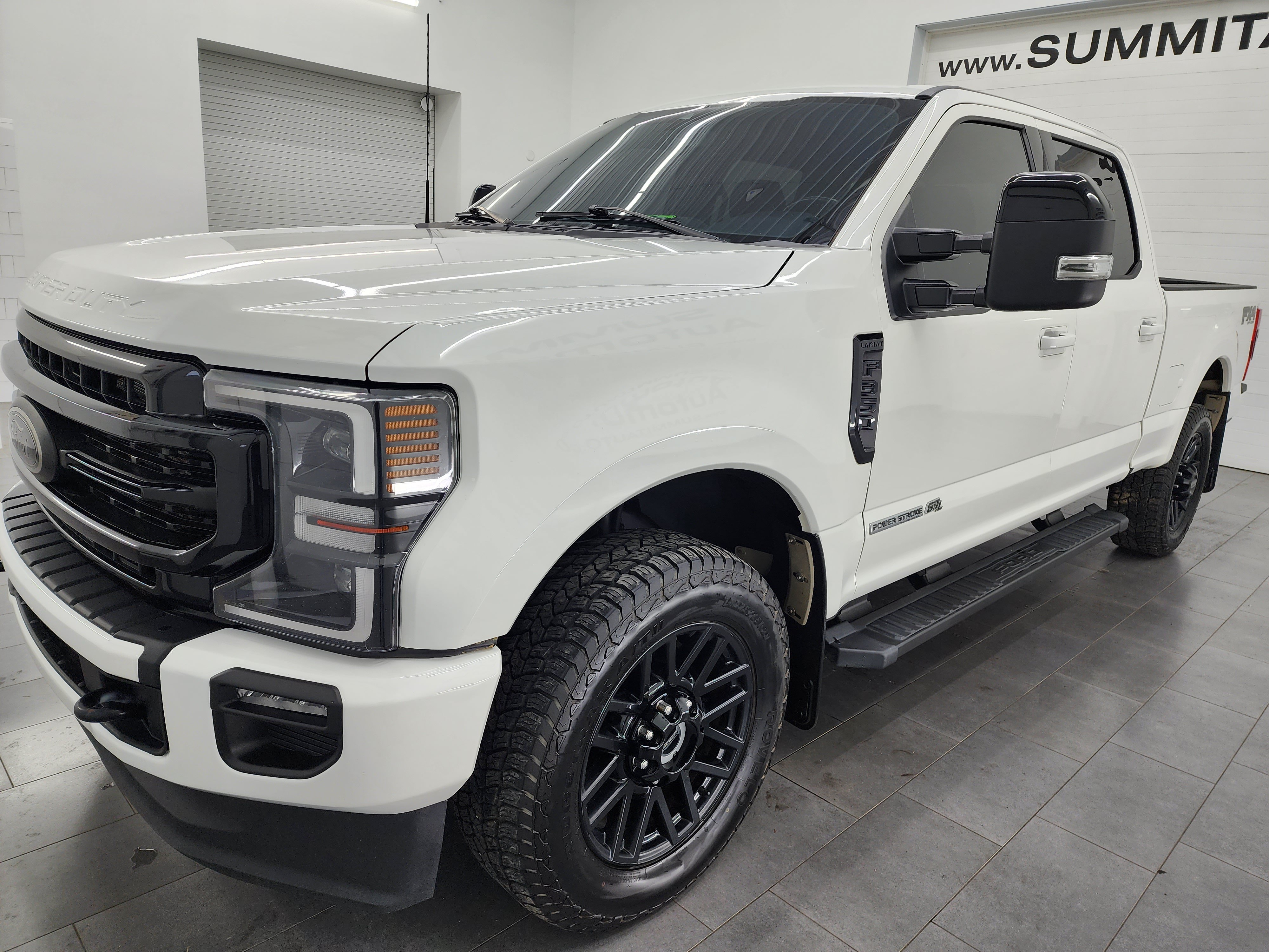 Used 2022 Ford F350 Lariat w/ Black Appearance Package AWD/4WD image 7