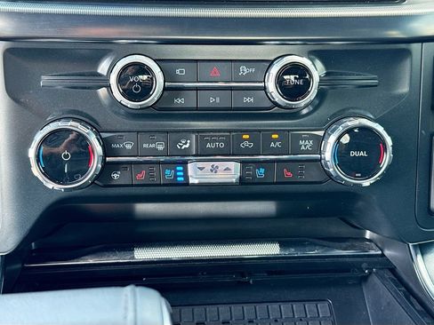 Certified 2025 Ford F150 Platinum AWD/4WD image 16