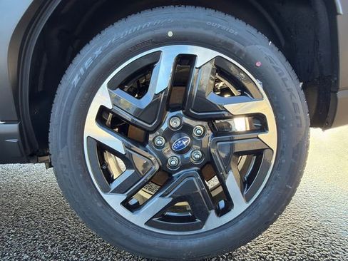 New 2025 Subaru Forester Premium image 7