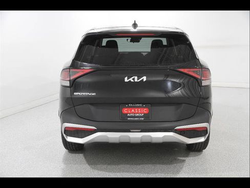 Used 2023 Kia Sportage LX FWD image 18