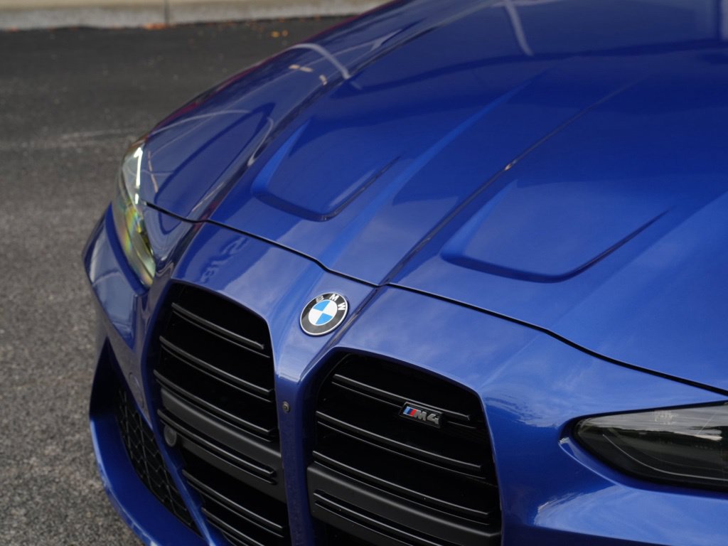 Used 2025 BMW M4 Coupe w/ Executive Package RWD image 3