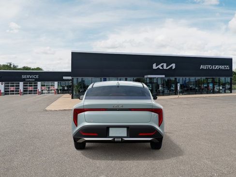 New 2026 Kia K4 LXS FWD image 5