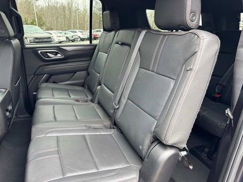 Certified 2024 Chevrolet Suburban RST RWD image 15