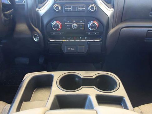 Used 2022 Chevrolet Silverado 1500 LT image 37