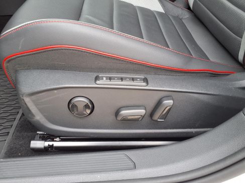 Used 2024 Volkswagen GTI SE w/ SE Leather Seats Package FWD image 22