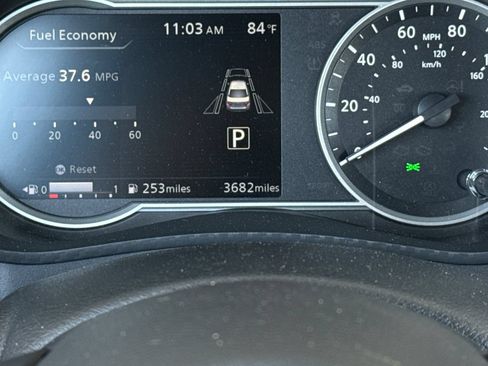 Certified 2025 Nissan Versa SR w/ Trunk Package FWD image 32