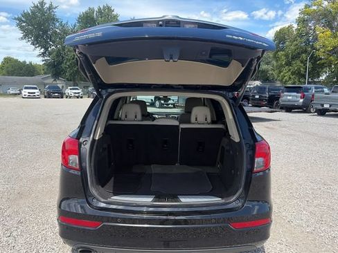 Used 2017 Buick Envision Essence FWD image 12
