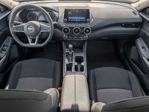 Used 2025 Nissan Sentra SV w/ All-Weather Package FWD image 10