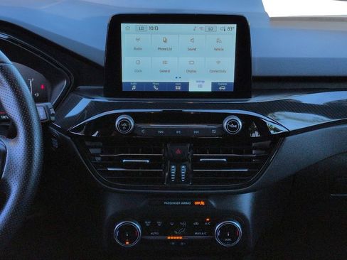 Certified 2025 Ford Escape ST-Line FWD image 18