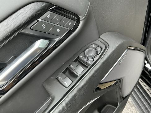 New 2026 GMC Sierra 2500 AT4X AWD/4WD image 9