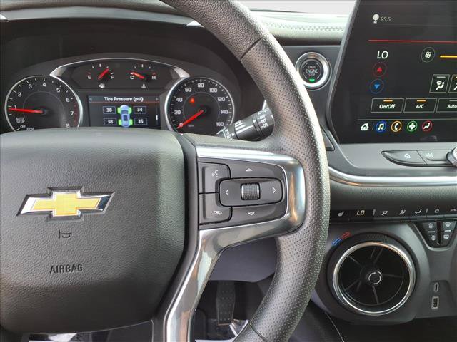 Used 2025 Chevrolet Blazer LT FWD image 24