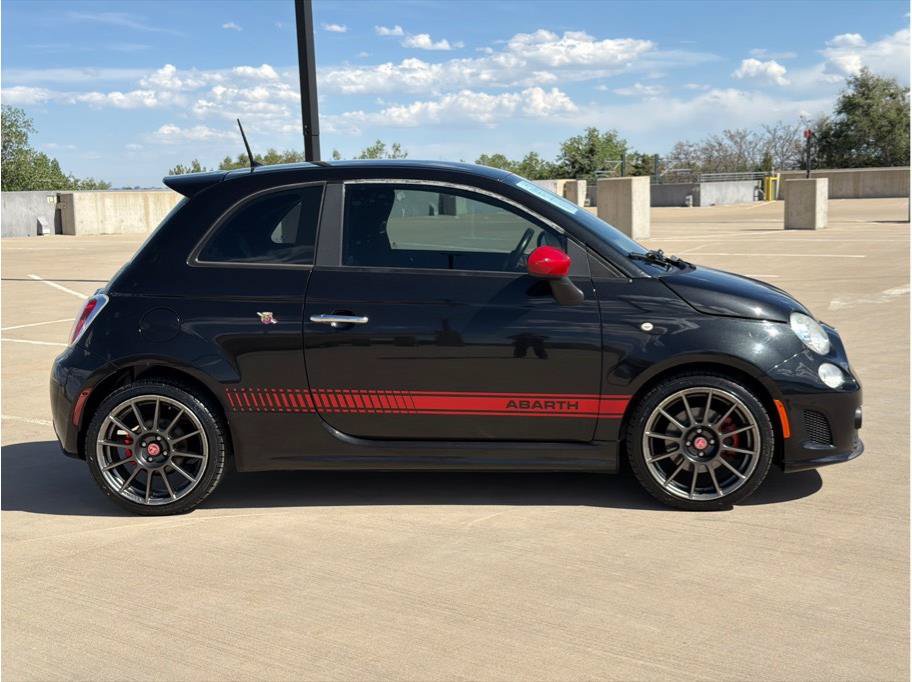 Used 2013 FIAT 500 Abarth FWD image 9