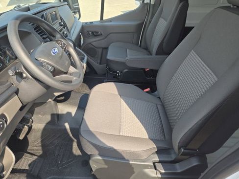 New 2025 Ford Transit 250 148 Medium Roof image 16