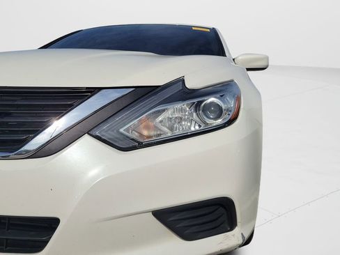 Used 2016 Nissan Altima 2.5 S w/ Power Driver Seat Package FWD image 8