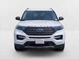 Used 2021 Ford Explorer XLT w/ Equipment Group 202A image 2