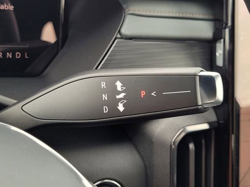 New 2026 GMC Acadia AT4 image 17