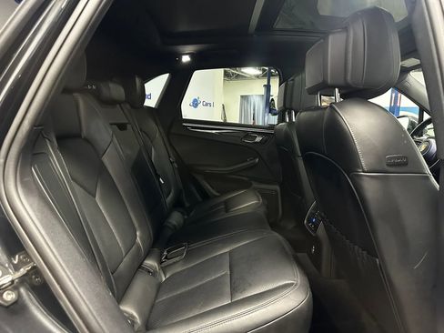 Used 2023 Porsche Macan Turbo AWD/4WD image 20