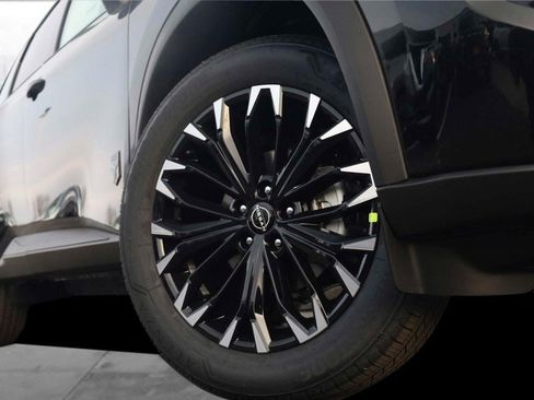 New 2026 Nissan Rogue SV image 3