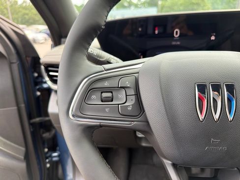 Used 2024 Buick Envista Avenir FWD image 16