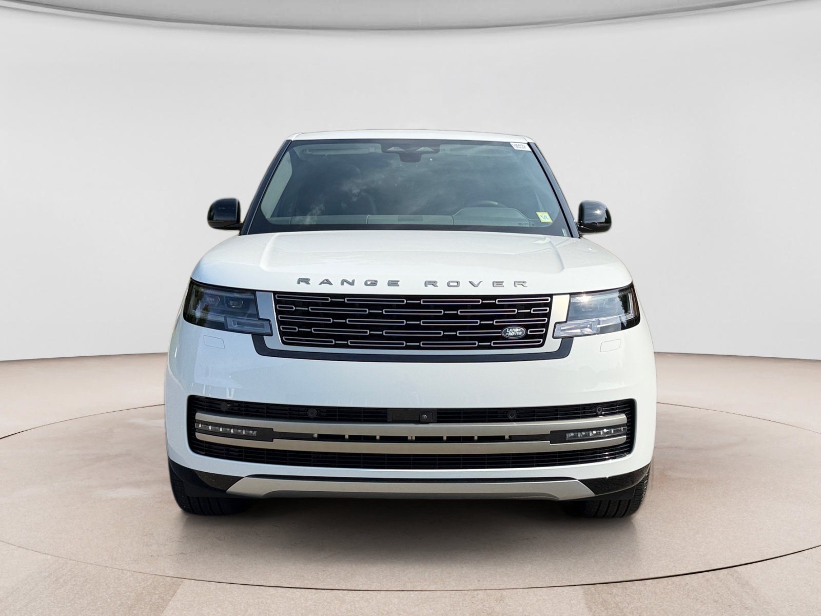 Used 2026 Land Rover Range Rover SE AWD/4WD image 8