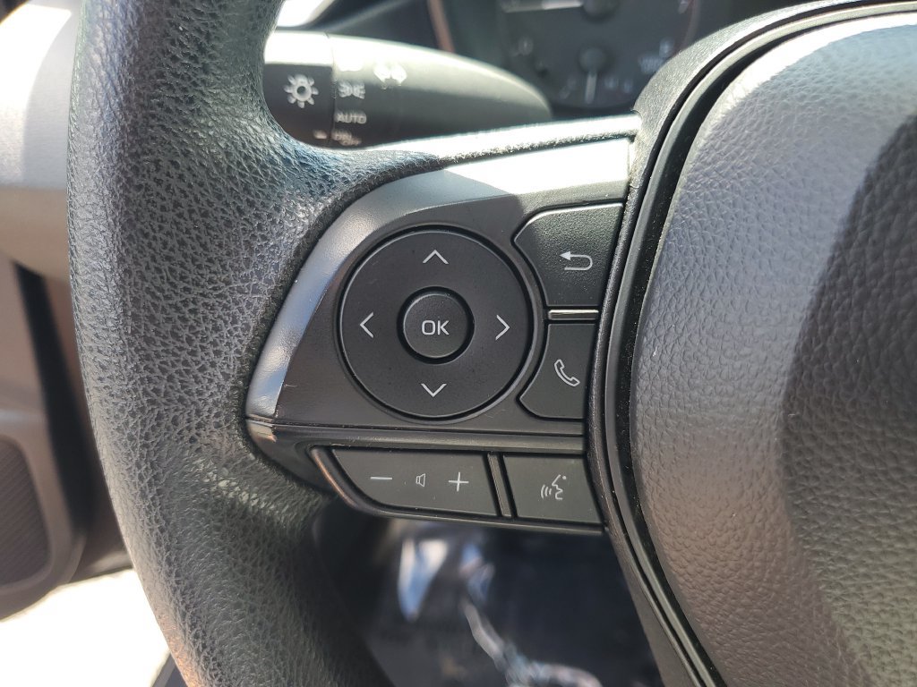 Used 2024 Toyota Corolla LE FWD image 12
