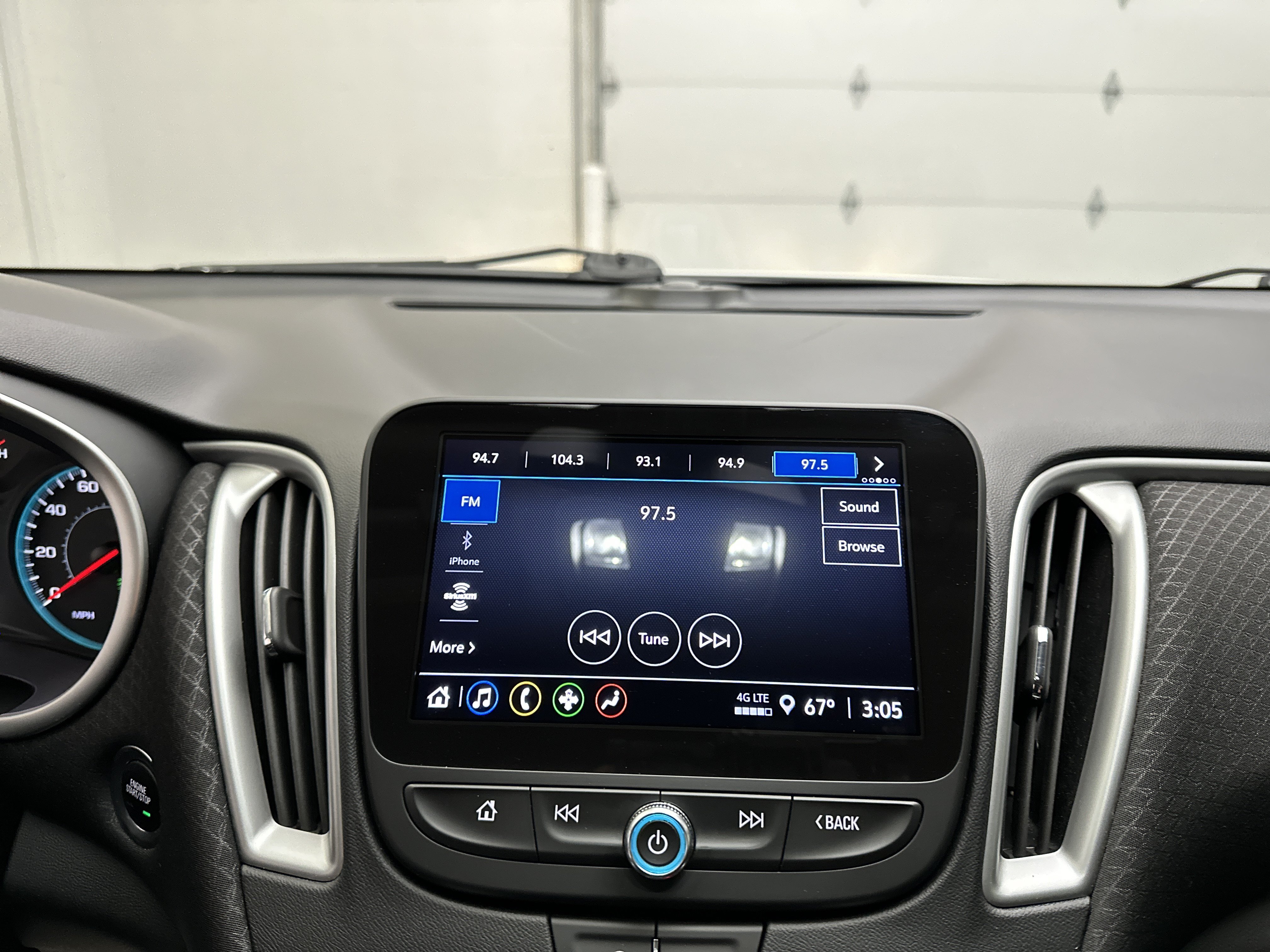 Used 2022 Chevrolet Malibu LT w/ Redline Edition FWD image 26