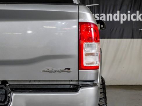 Used 2022 RAM 2500 Big Horn AWD/4WD image 42