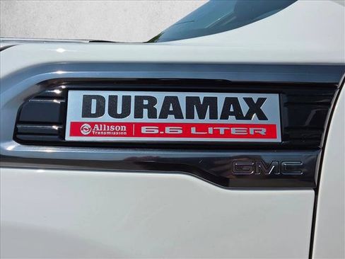 Used 2023 GMC Sierra 2500 AT4 w/ AT4 Premium Plus Package AWD/4WD image 13
