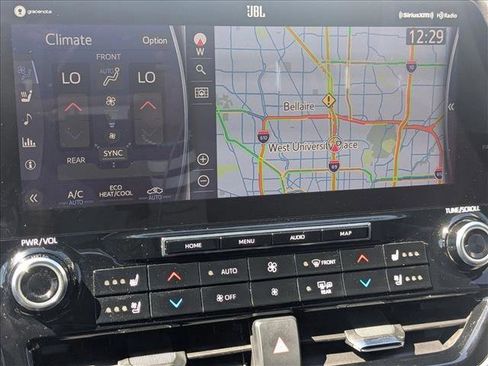 Used 2021 Toyota Highlander Limited image 15