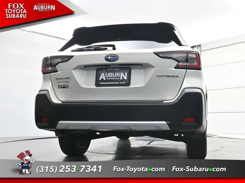 Used 2024 Subaru Outback Limited AWD/4WD image 19