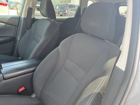 Used 2024 Nissan Rogue S AWD/4WD image 12