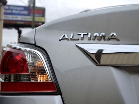 Used 2015 Nissan Altima 2.5 S w/ Power Driver Seat Package image 8