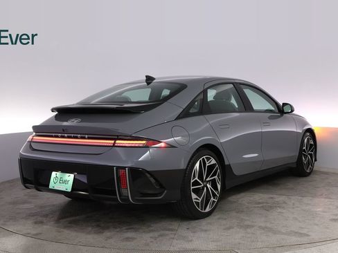 Used 2023 Hyundai Ioniq 6 SEL RWD image 10