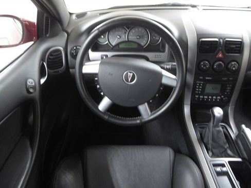Used 2004 Pontiac GTO w/ Limited Edition Pulse Red RWD image 10