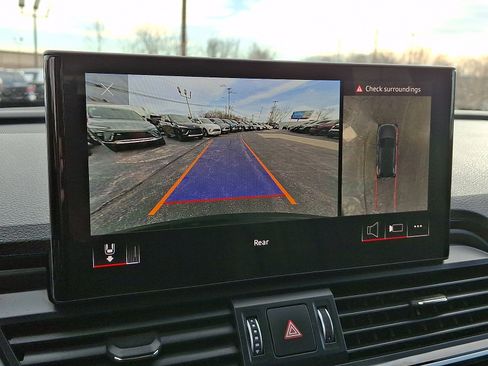 Used 2024 Audi Q5 2.0T Premium Plus w/ Premium Plus Package image 18