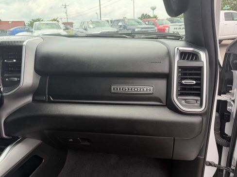 Used 2025 RAM 1500 Big Horn AWD/4WD image 31