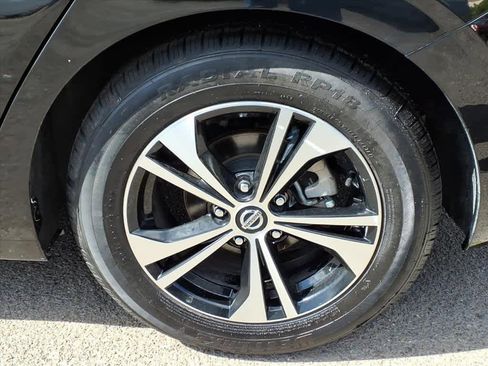 Used 2021 Nissan Sentra SV image 8