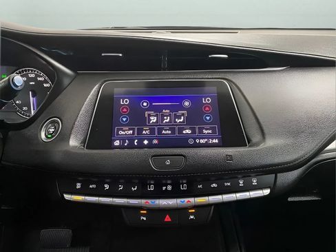 Used 2020 Cadillac XT4 Premium Luxury w/ Driver Awareness Package FWD image 19