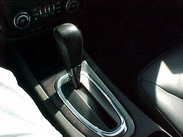 Used 2012 Chevrolet Impala LTZ FWD image 27